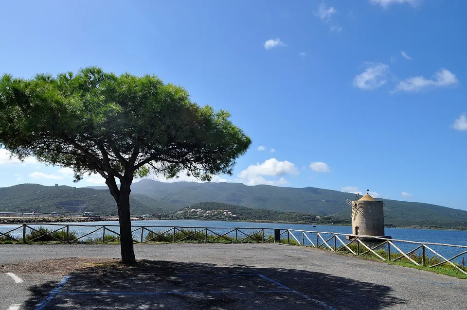The authorisation for taking photos of this object was provided by the World Wide Fund for Nature Italy.