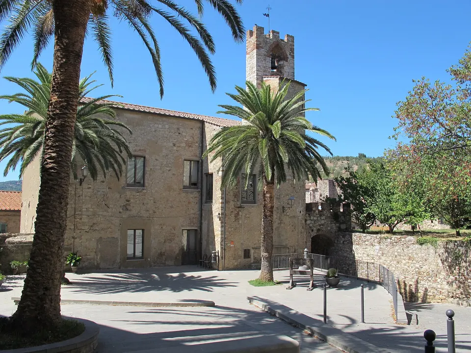 Suvereto, palazzo comunale